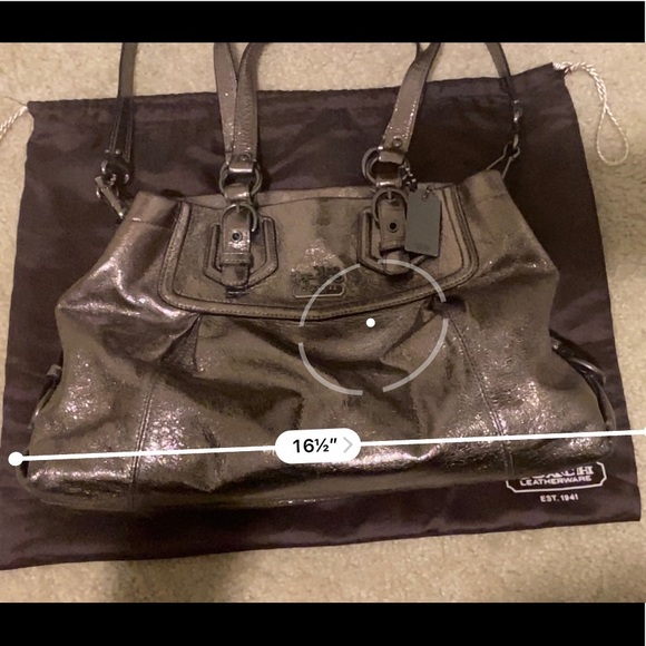 Coach medium sized silver-tone purse - Picture 6 of 8